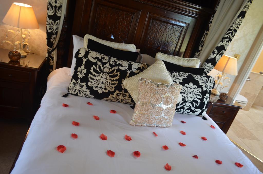 Riverside Barn Hotel Ribchester Room photo